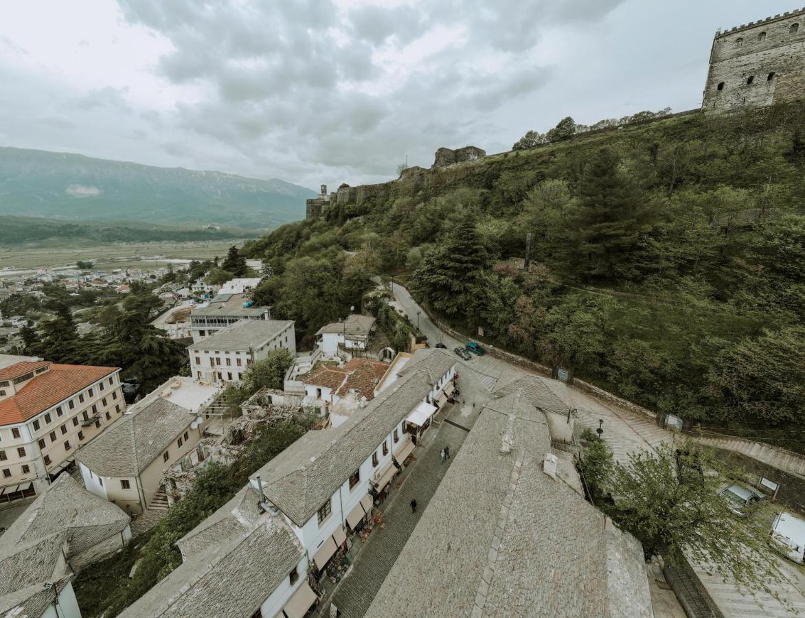 Grey Stone Hotel จีโรคาสเตอร์ ภายนอก รูปภาพ