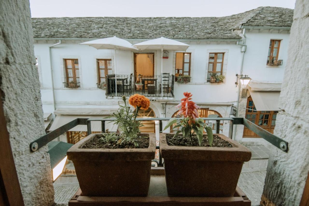 Grey Stone Hotel จีโรคาสเตอร์ ภายนอก รูปภาพ